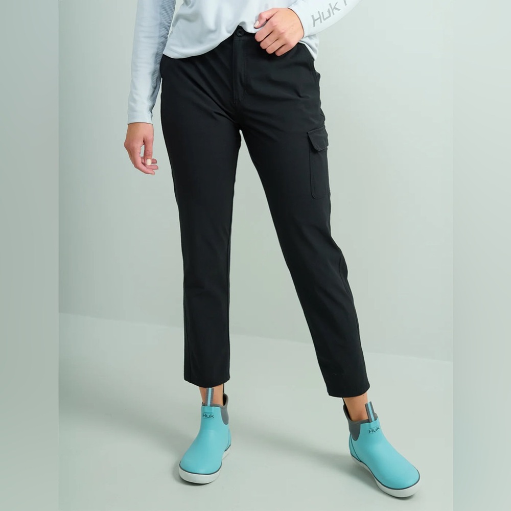 Huk women’s pants new w/o tags